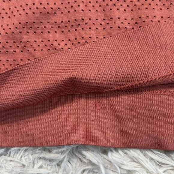 Lululemon Breeze By Muscle Tank II *Squad Quicksand / Quicksand - Picture 2 of 5